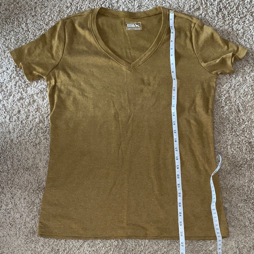 Eddie Bauer V-Neck Short Sleeve Tee in Olive - Picture 4 of 4